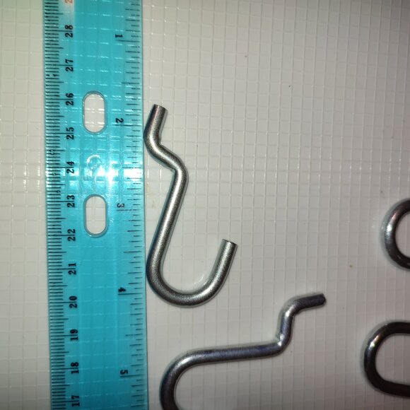 15 Pcs Pegboard Hooks Metal Hardware Home Peg Board Accessories Display Garage - Picture 4 of 6